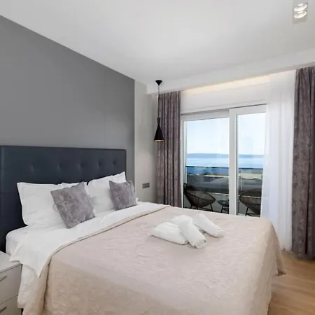 Sunny Lux 2 In By Guide Makarska